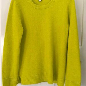 New (tag not attached) J Crew Chartreuse oversize Wool blend pullover, size M